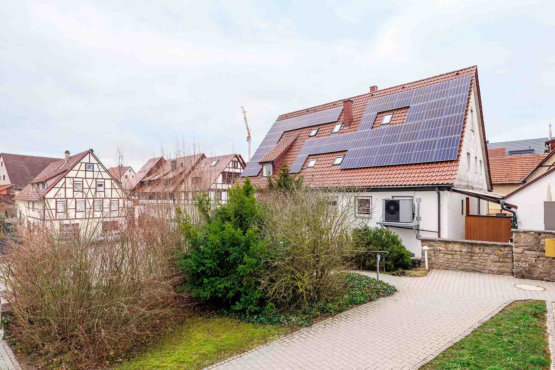 NIBE Luft/Wasser-Wärmepumpen an der Pension in Deckenpfronn