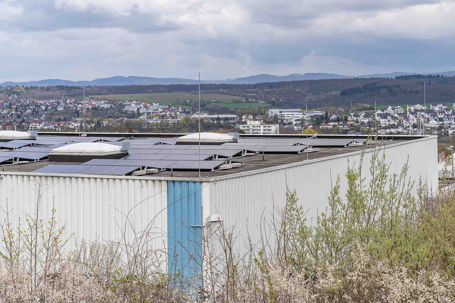 Photovoltaik-Anlage auf dem Dach